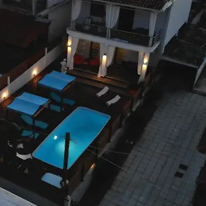 Azzuro Ground Floor , Nea Kallikrateia Ελλάδα